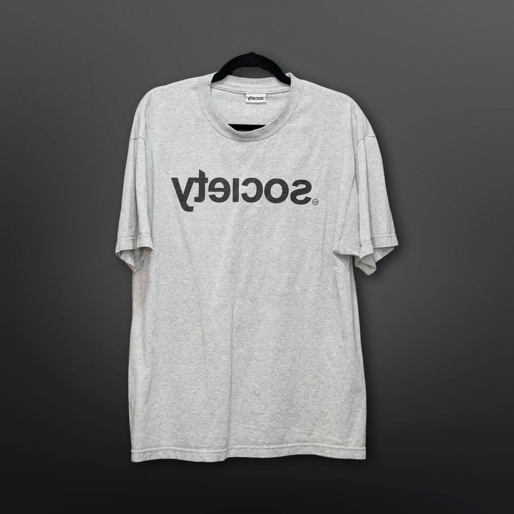 Society Men's Gray T-Shirt - Size Large - Great Condition